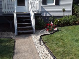 449 Loomis Ave, Cuyahoga Falls, OH 44221