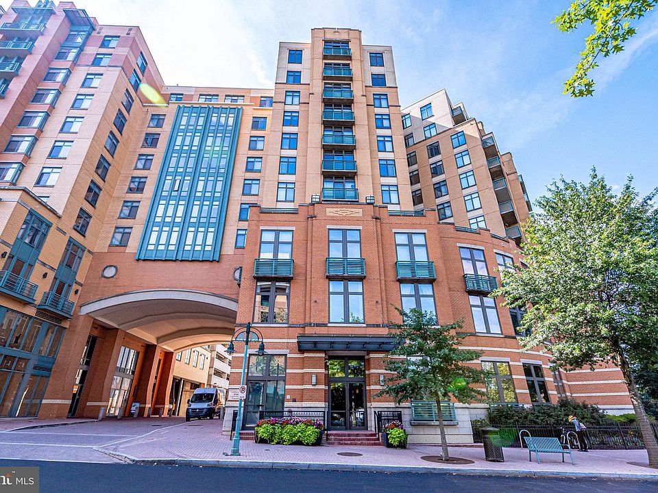1st image of 2720 S Arlington Mill Dr Unit 311