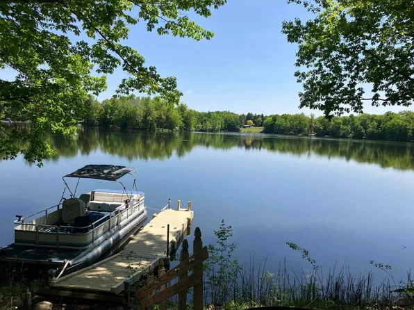 4703 Northland Dr, Gladwin, MI 48624