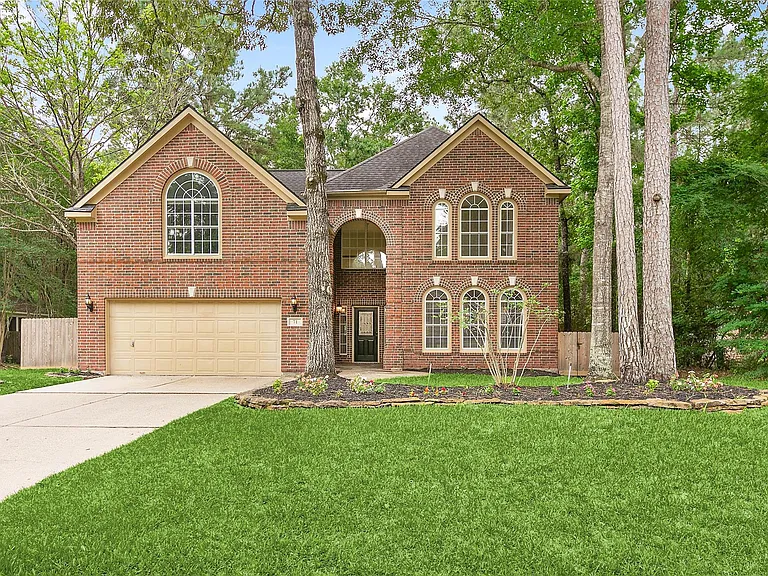 71 E Sterling Pond Cir — Photo 1