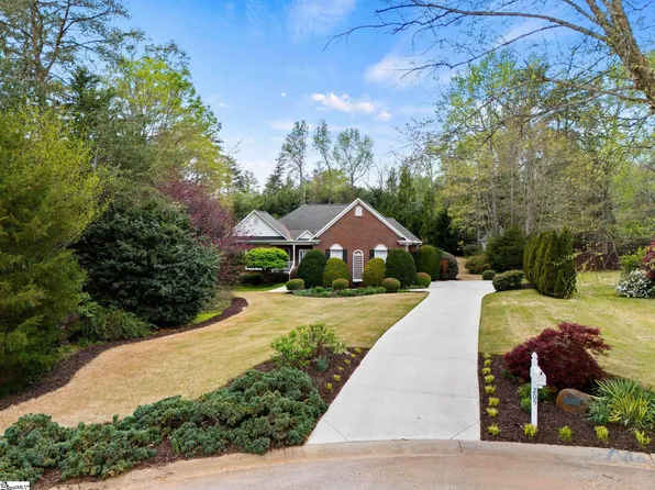 205 View Forest Ct, Greer, SC 29651