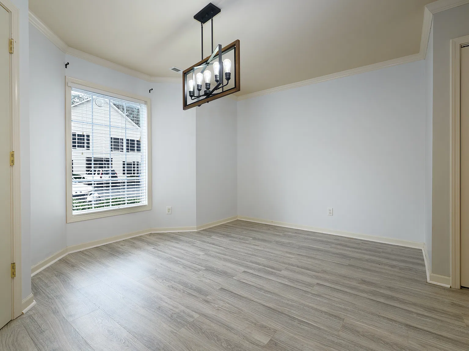 3 bed, 1512 sqft, $1,625 — Photo 4