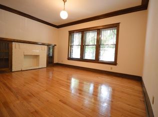 1338 W Waveland Ave #1, Chicago, IL 60613