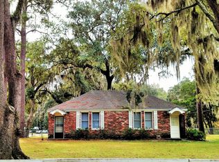 2622 Mossy Oaks Rd, Beaufort, SC 29902