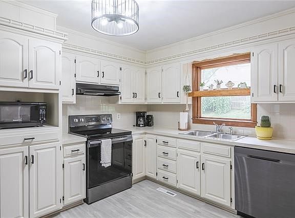 5th image of 3516 S Shady Bend Dr