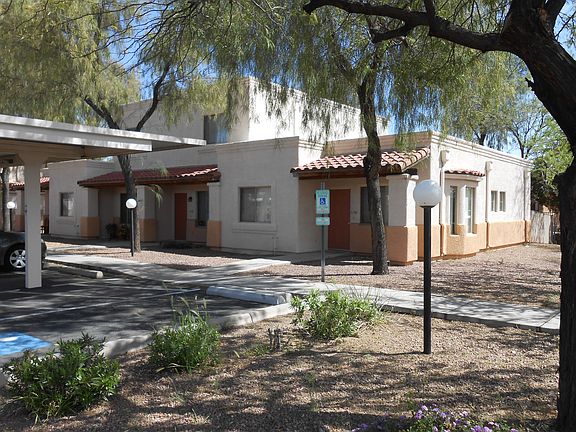 Front building_03042017