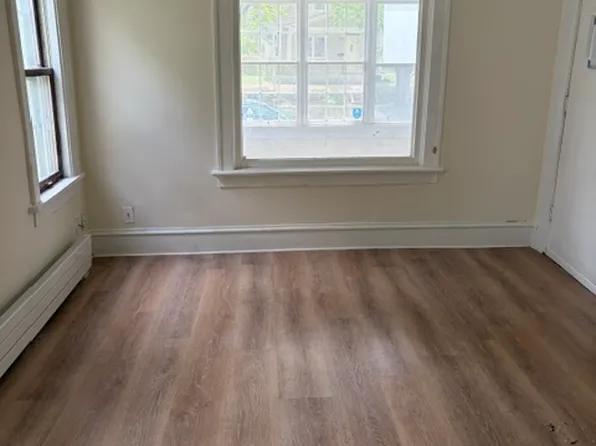 (undisclosed Address), Saint Paul, MN 55104
