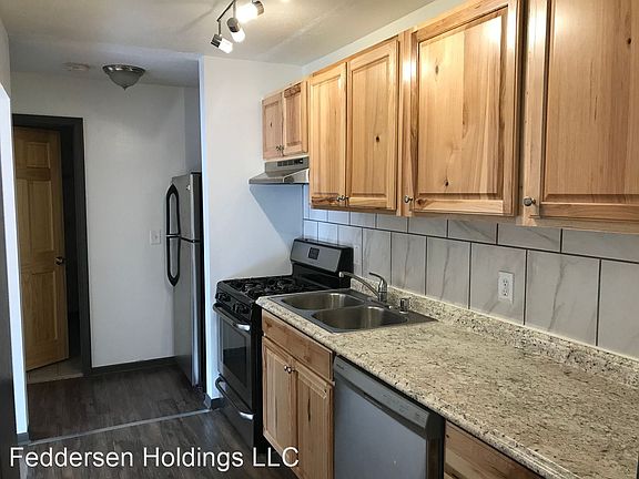 4th image of 615 E 18th St #7628398