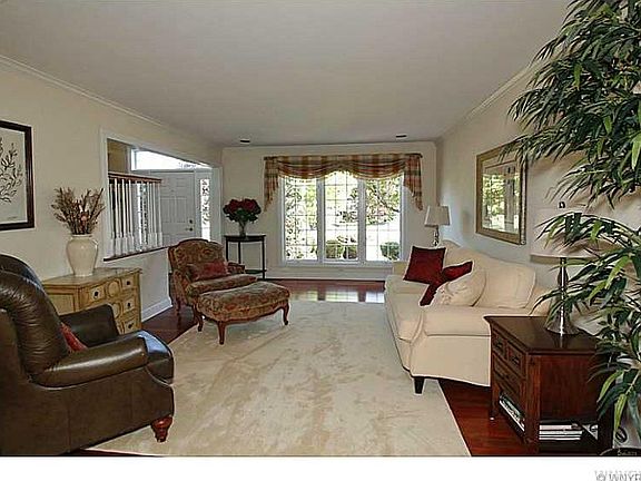 4th image of 8185 Oak Leaf Ln