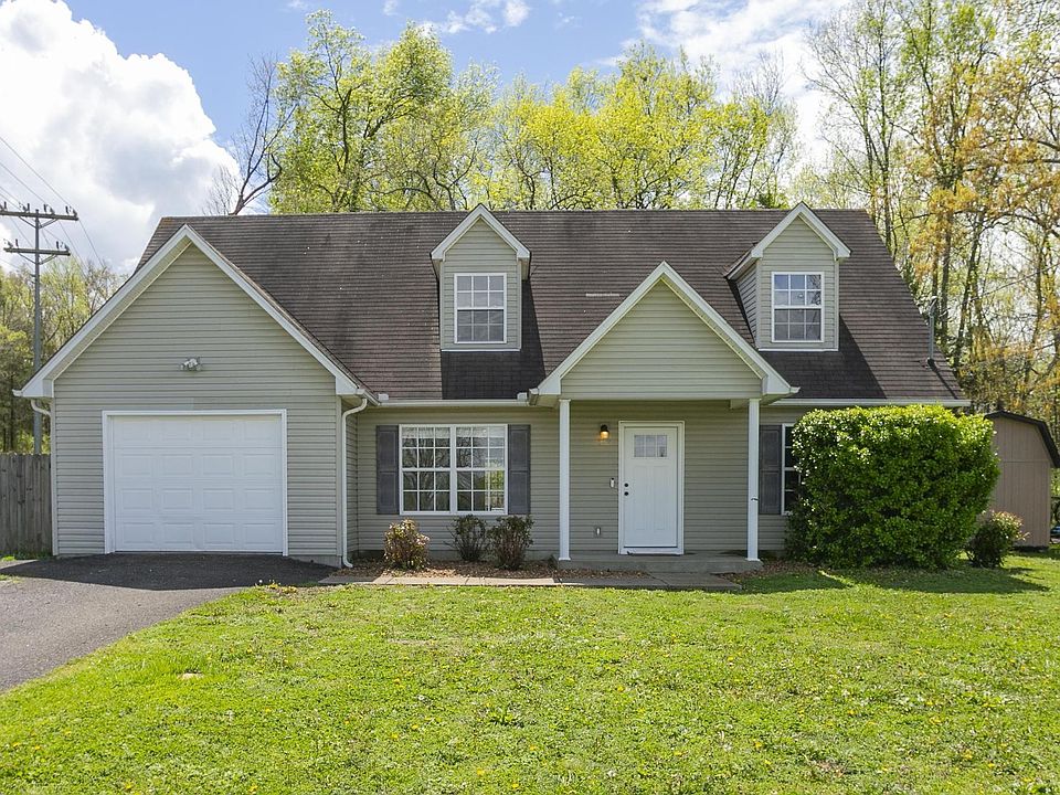 1st image of 134 Lorien Cir