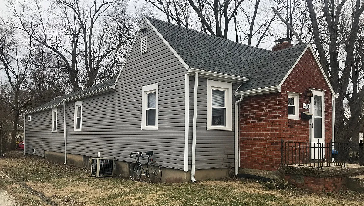 2200 North Maplewood Avenue - 1 — Photo 1