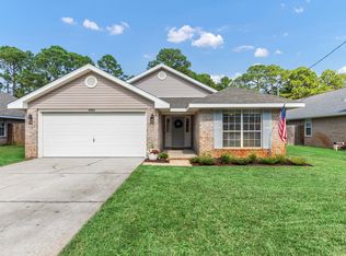 8568 Wilburn Cv, Navarre, FL 32566
