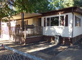 508 Bumblebee Ln, Cave Junction, OR 97523