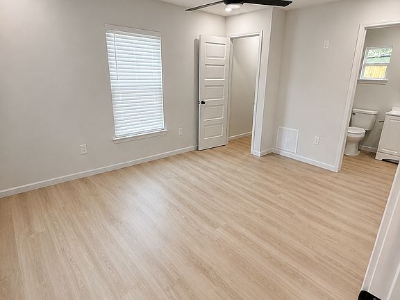 5th image of 1409 N Englewood Ave #1409