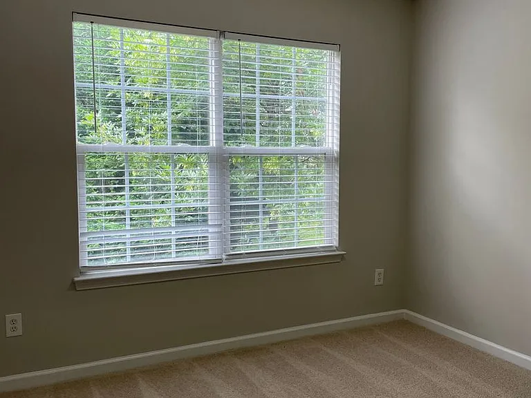 5603 Falls Ridge Ln — Photo 24