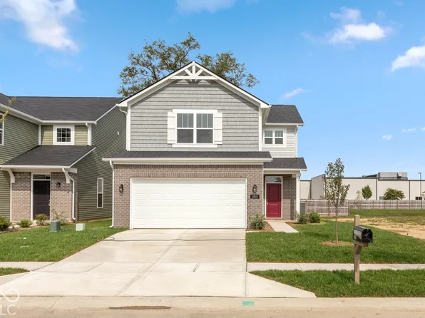 1018 Stratford Ln, Shelbyville, IN 46176