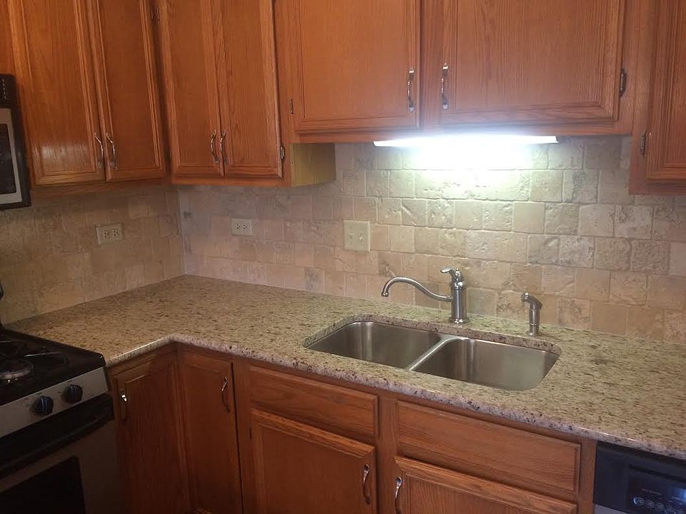 2nd image of 1540 Foxcroft Dr