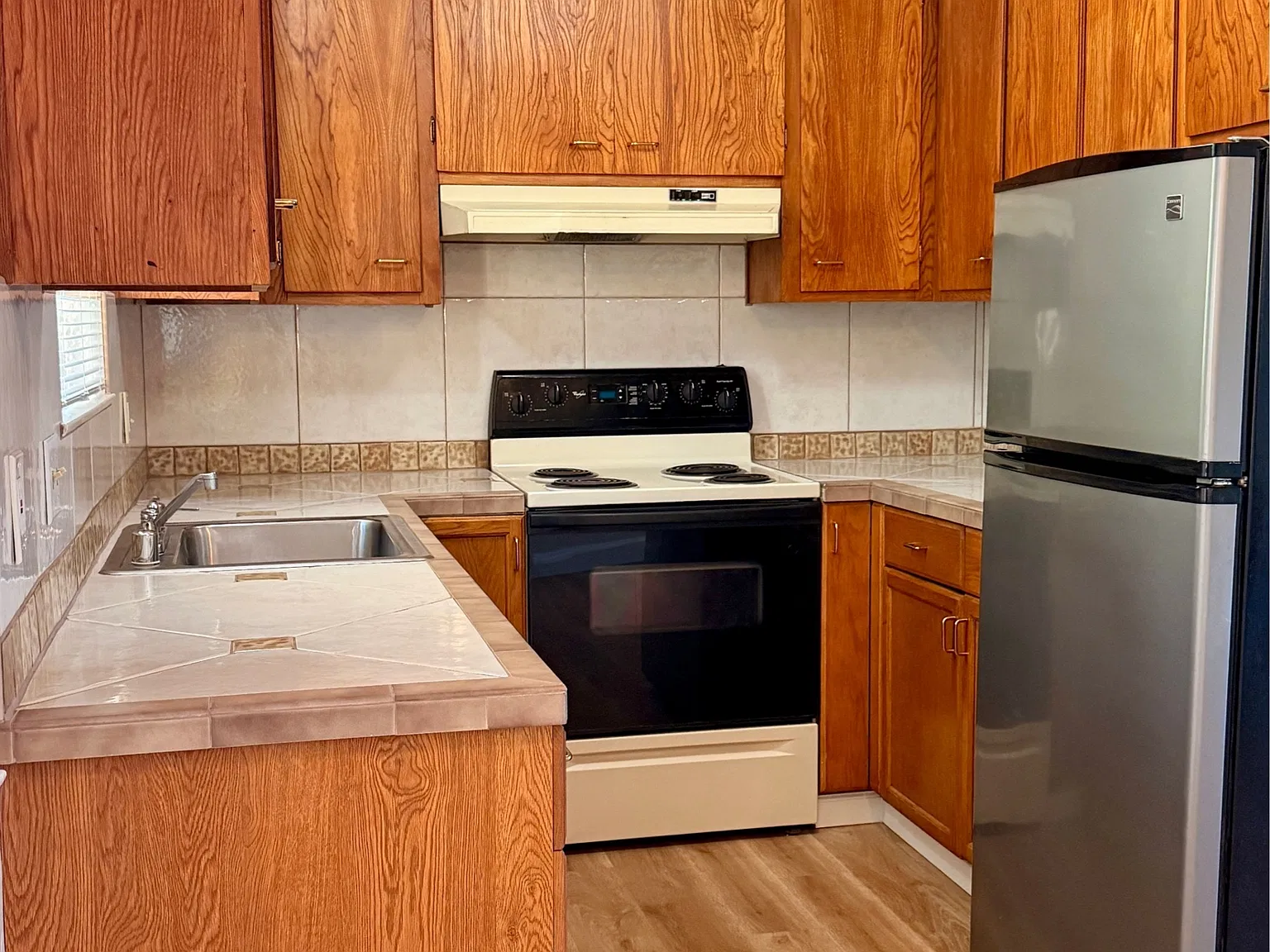 5715 Almaden Road - 3 — Photo 2