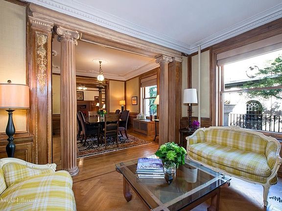 3rd image of 2273 Broadway #21