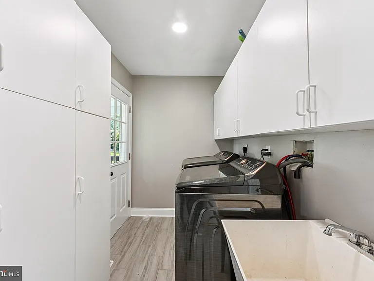 3 Tanyard Rd — Photo 42