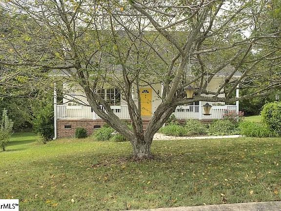 2nd image of 9 Hawkins Glen Way