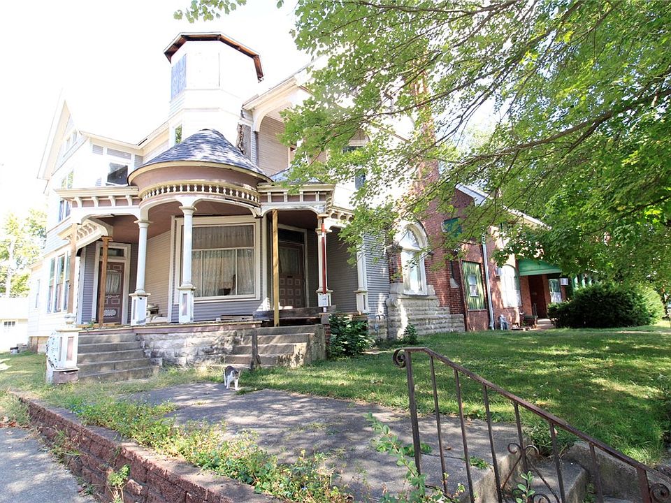 1st image of 442 W Prairie Ave