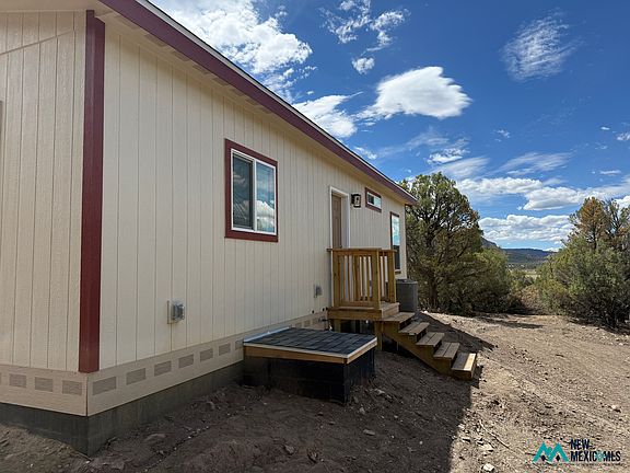 3rd image of 23 Juniper Ln