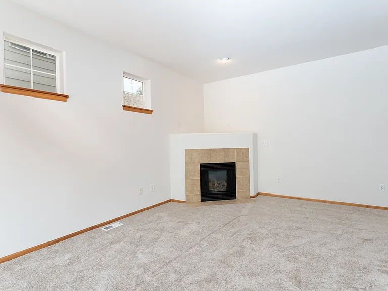 9448 S 196th Pl — Photo 11