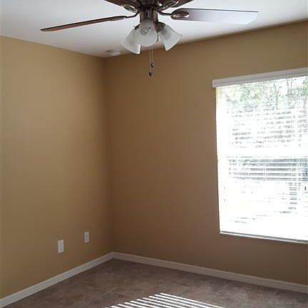 3rd image of 1220 Eclat St E