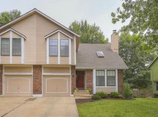 11749 Oakmont St, Overland Park, KS 66210