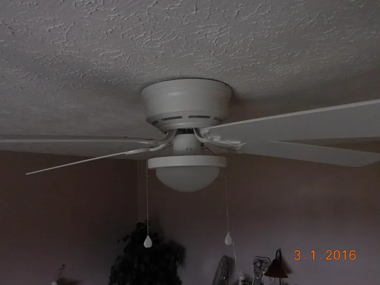 ceiling fans thru out