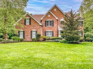 21 Greenwood Rd, Hopkinton, MA 01748