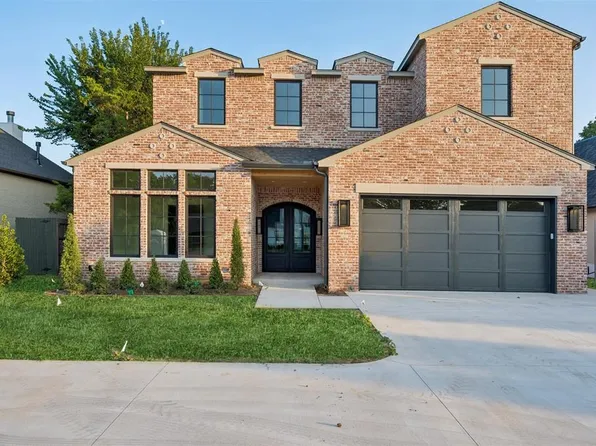 1722 Huntington Ave, Nichols Hills, OK 73116
