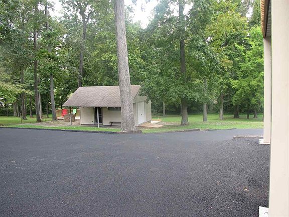 4th image of 48 Beshears Ln