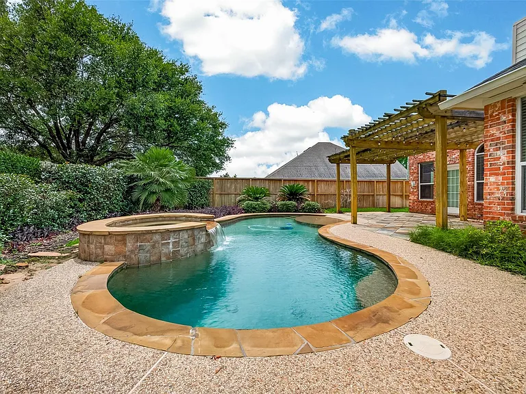 4702 Autumn Orchard Ln — Photo 45