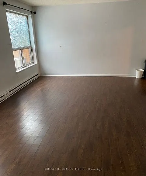 436 Queen St W #2 — Photo 5