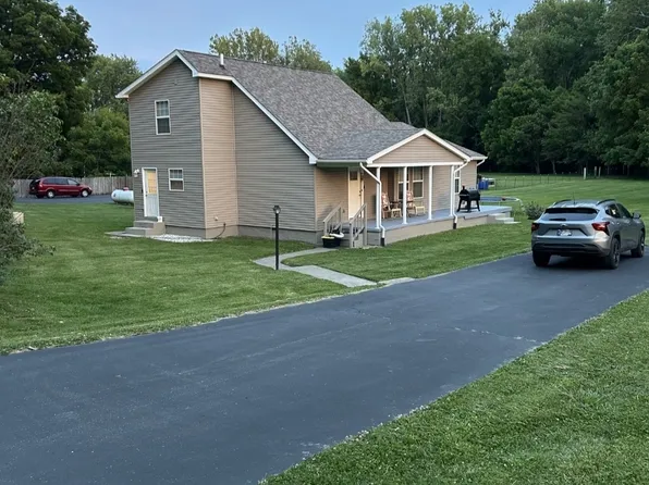 5015 E 400 N, Shelbyville, IN 46176