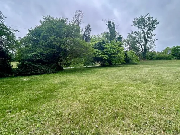 E Main St, Orange, VA 22960
