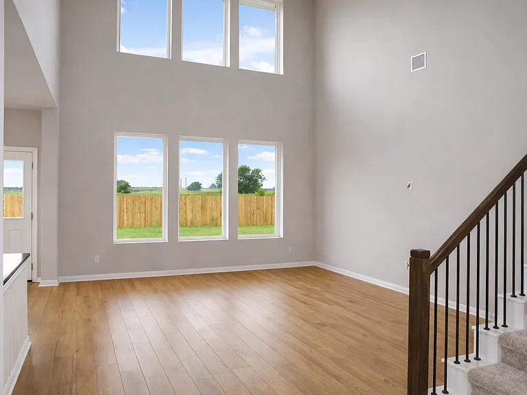 20 ft Ceiling Living room