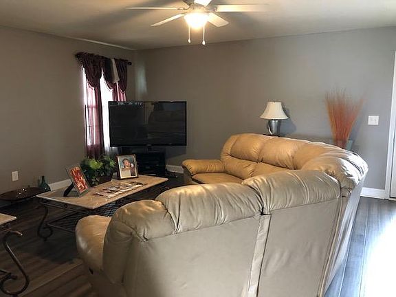 5th image of 319 Stoney Run Dr