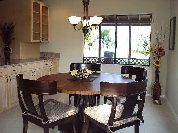 5th image of 640 Plumosa Ave