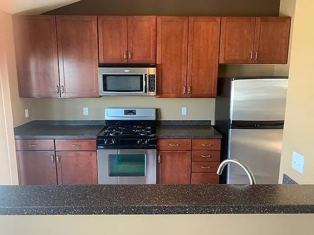 7517 N 108th Ave — Photo 5