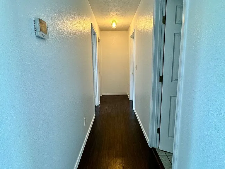 20601 Sedalia Rd — Photo 6