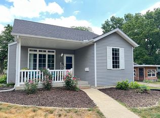3808 N Columbus Ave, Peoria, IL