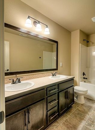5th image of 1926 178th Street Ct E