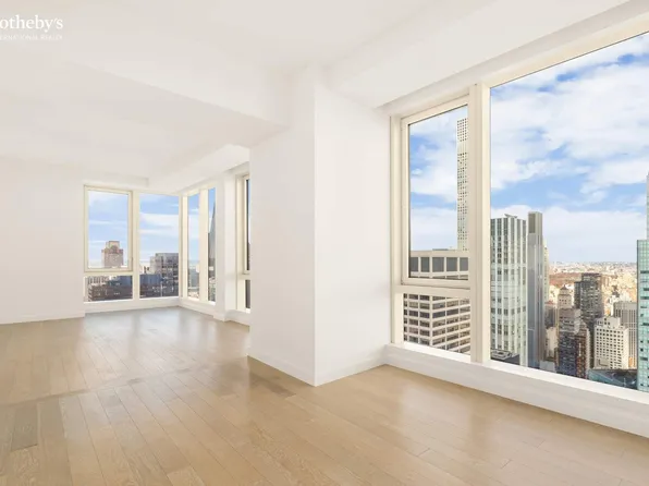 138 East 50th Street image 6 of 50