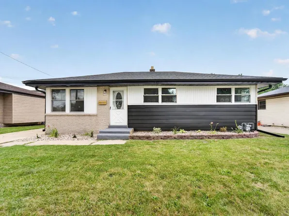 2702 Loraine AVENUE, Racine, WI 53404
