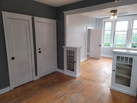 Entrance/ dining room/ living room