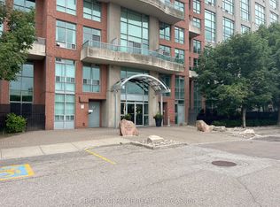 200 Manitoba St #322, Toronto, ON M8Y 3Y9
