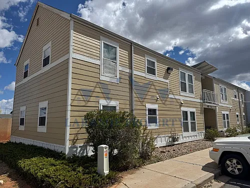 415 Mitchell St Photo 1